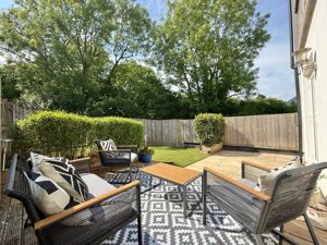 Photo 16- click for photo gallery